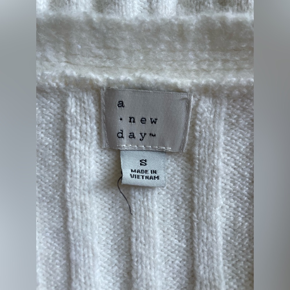 A New Day Women White Sweater Cardigan V Neck Size Small - Picture 8 of 10